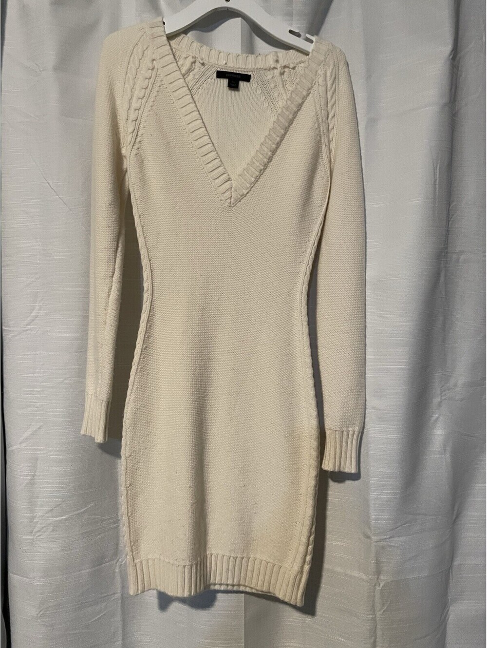 Express off white cream v neck long sleeve wool blend sweater dress sz M women's